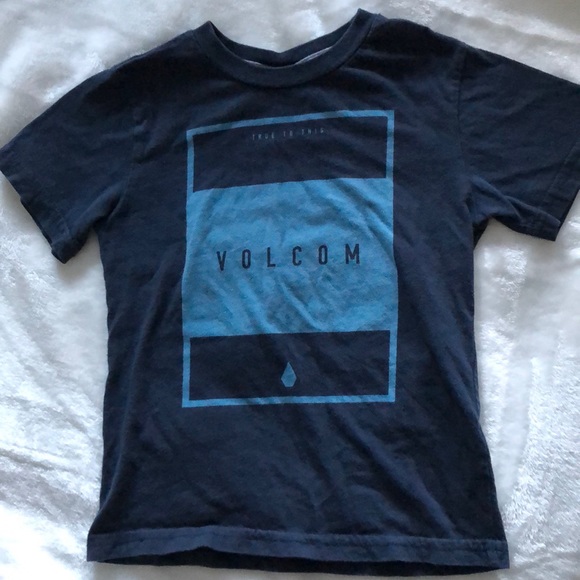 2 for $12 VOLCOM T-shirts - Picture 2 of 15